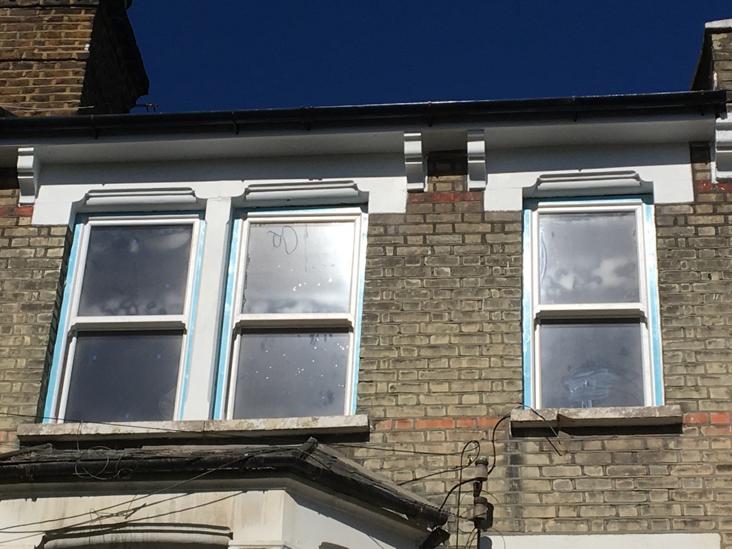 New uPVC sash windows fitted on Victorian terrace in Leighton Buzzard